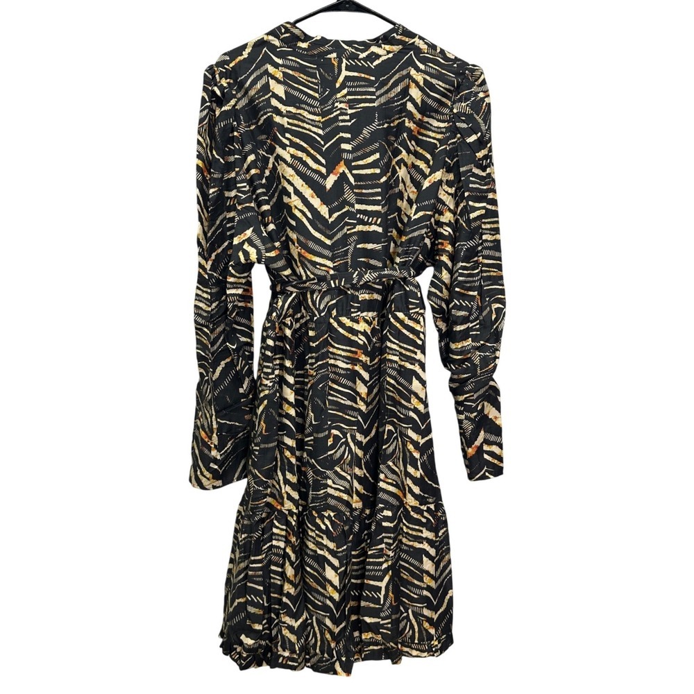 Marie Oliver Velma Silk Blend Animal Print V-Neck Tiered Dress Black Gold 1X - Picture 3 of 6